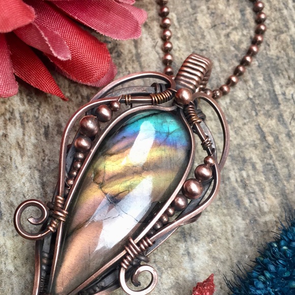 ❤️Sold ❤️Labradorite copper wire wrapped necklace - Picture 4 of 5